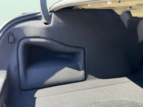 Used 2024 Volvo S90 T8 Ultimate w/ Lounge Package image 35