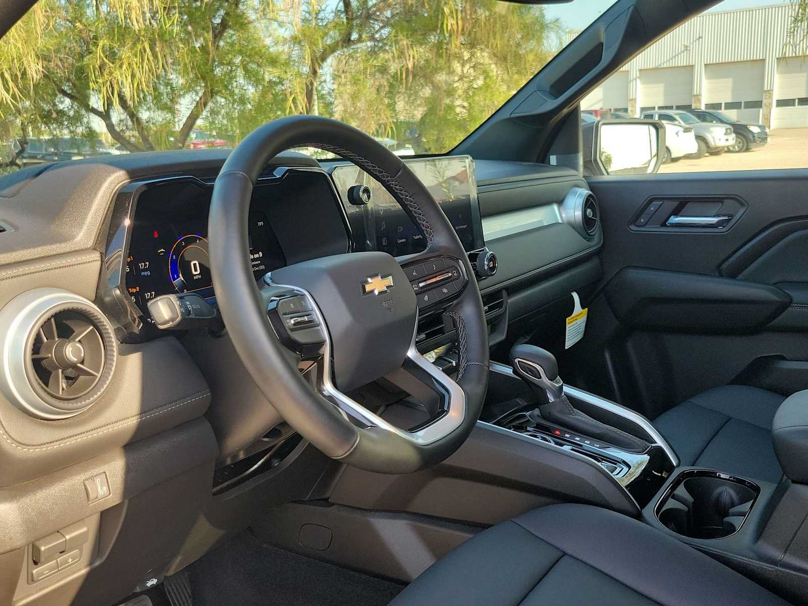 New 2026 Chevrolet Colorado LT w/ LT Convenience Package AWD/4WD image 10