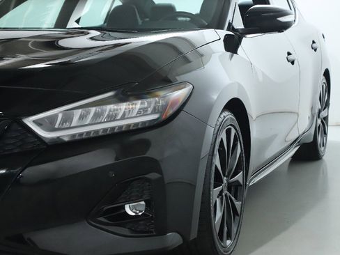 Certified 2023 Nissan Maxima SR w/ Sport Mat Group image 5