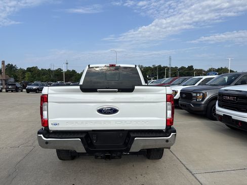 Used 2019 Ford F250 Lariat w/ Tow Technology Bundle image 4