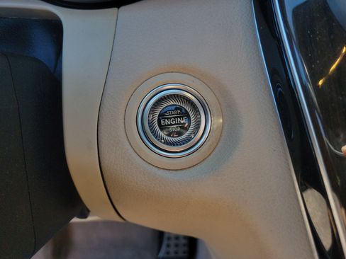 Certified 2020 Mercedes-Benz C 300 4MATIC Cabriolet image 21