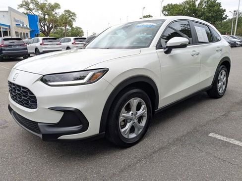 Certified 2024 Honda HR-V LX image 6