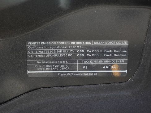 Used 2017 Nissan Sentra SR w/ SR Midnight Edition FWD image 34