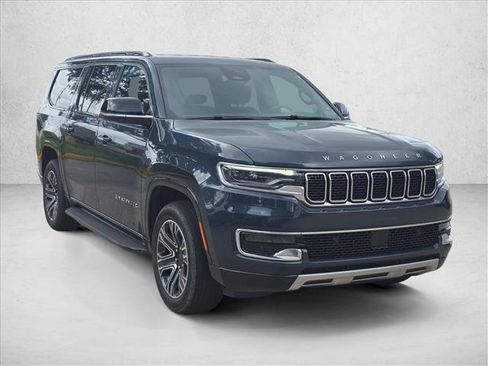 Used 2024 Jeep Wagoneer L Series II RWD image 3