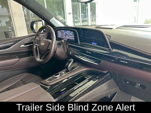 Used 2024 Cadillac Escalade V AWD/4WD image 33
