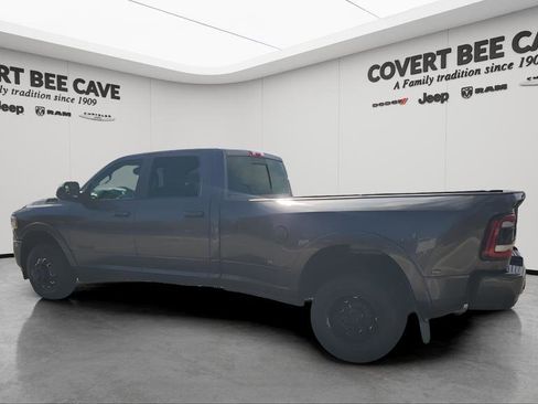 Used 2022 RAM 3500 Laramie w/ Night Edition image 6