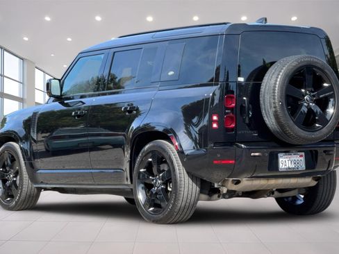 Used 2022 Land Rover Defender 110 X-Dynamic HSE AWD/4WD image 6
