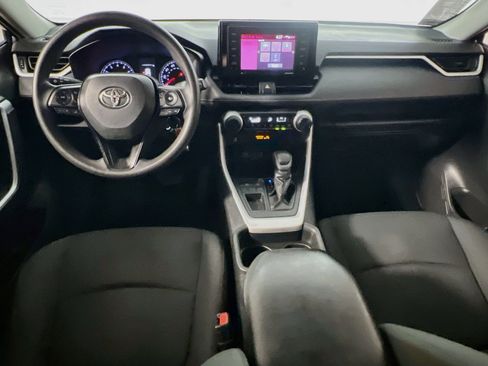 Used 2021 Toyota RAV4 LE FWD image 28