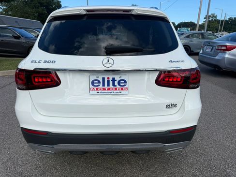 Used 2022 Mercedes-Benz GLC 300 4MATIC w/ Multimedia Package Lite image 6