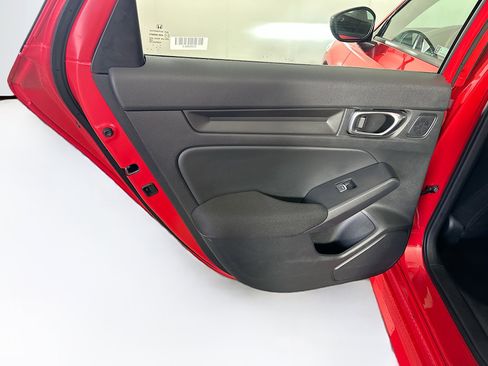 Used 2025 Honda Civic Sport image 26