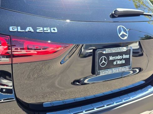 Used 2023 Mercedes-Benz GLA 250 4MATIC image 13
