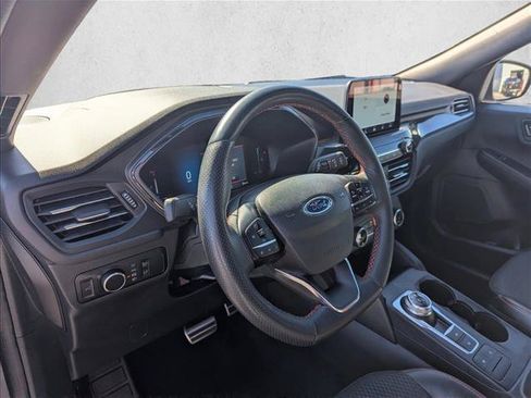 Used 2023 Ford Escape ST-Line AWD/4WD image 11
