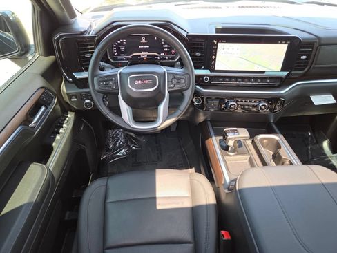 Used 2024 GMC Sierra 1500 SLT w/ SLT Premium Plus Package AWD/4WD image 25