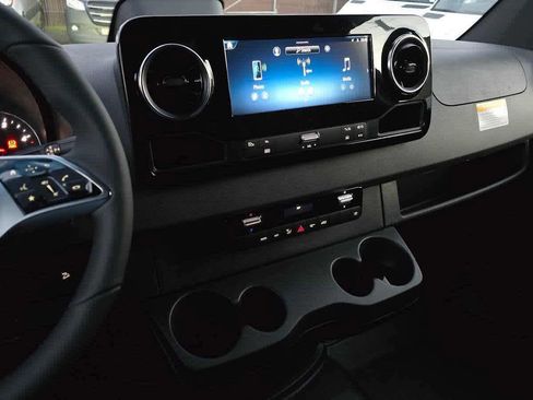 New 2026 Mercedes-Benz Sprinter 2500 image 29