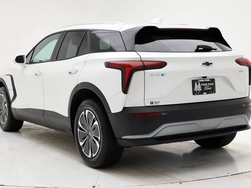 Used 2024 Chevrolet Blazer EV LT image 7