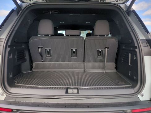 New 2026 Chevrolet Traverse LT w/ Driver Confidence Package image 21