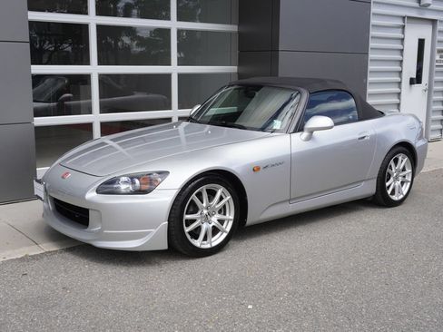 Used 2005 Honda S2000 image 5