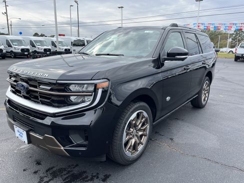 New 2025 Ford Expedition King Ranch image 9