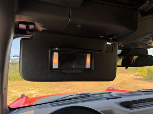 Used 2022 Ford Bronco Wildtrak image 29