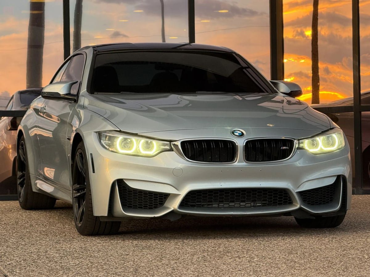 Used 2018 BMW M4 Coupe RWD image 18