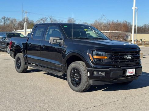 New 2025 Ford F150 XLT w/ Equipment Group 302A MID image 2