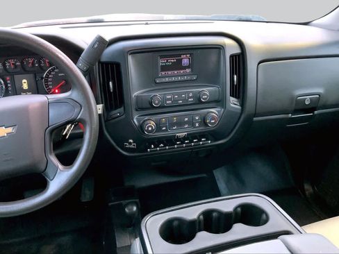 Used 2017 Chevrolet Silverado 1500 W/T w/ WT Fleet Convenience Package AWD/4WD image 7