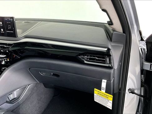 Used 2026 Acura MDX FWD w/ Technology Package image 18