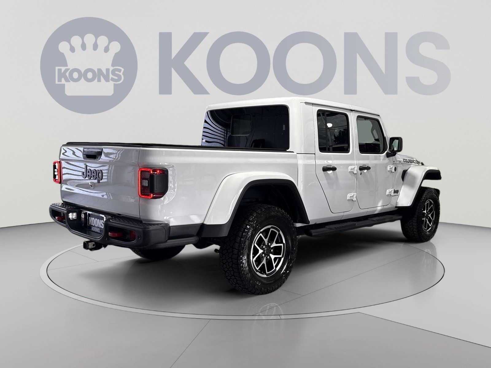 Used 2024 Jeep Gladiator Rubicon AWD/4WD image 11