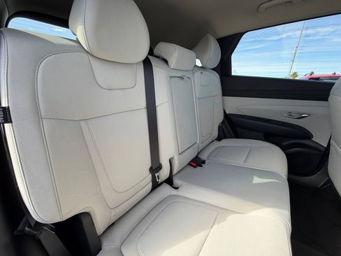 Used 2025 Hyundai Tucson Blue image 18