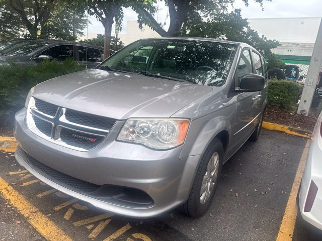 Used 2017 Dodge Grand Caravan SE FWD image 3