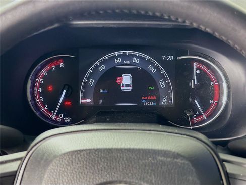 Used 2023 Toyota RAV4 XLE Premium AWD/4WD image 18