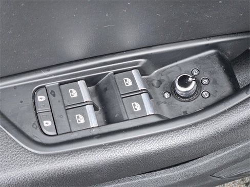 Used 2021 Audi A5 2.0T Premium image 13