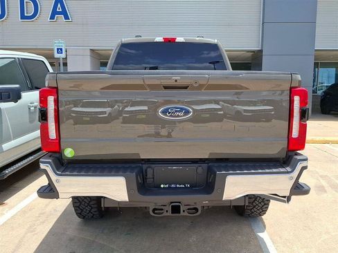 Used 2026 Ford F250 Lariat w/ Tremor Off-Road Package AWD/4WD image 14