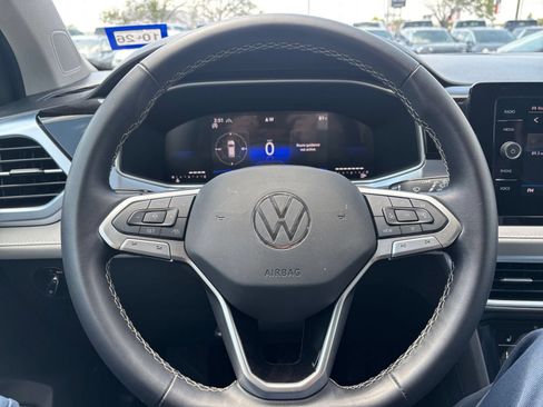 Used 2026 Volkswagen Taos SE AWD/4WD image 28
