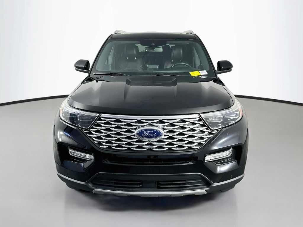 Used 2020 Ford Explorer Platinum w/ Premium Technology Package AWD/4WD image 2