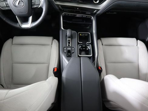 Certified 2025 Lexus TX 350 AWD image 16
