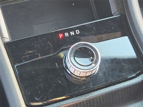 Certified 2024 Jeep Grand Cherokee Altitude image 32