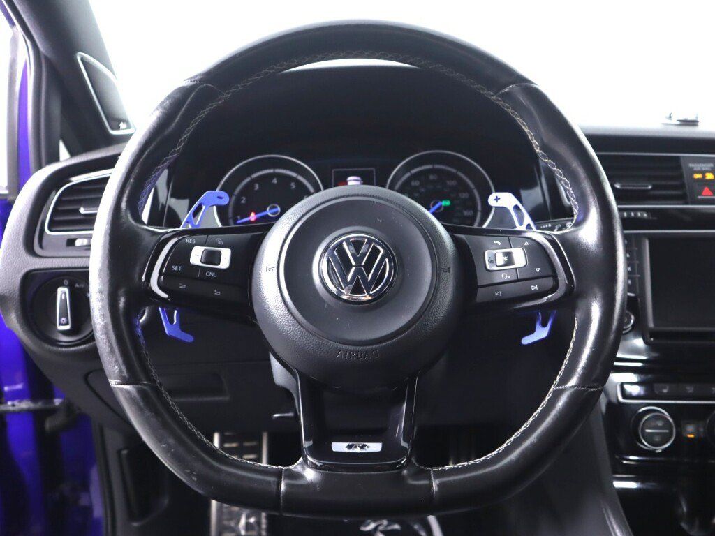 Used 2016 Volkswagen Golf 4-Door AWD/4WD image 11