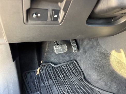 Used 2024 Land Rover Range Rover Velar Dynamic SE image 26