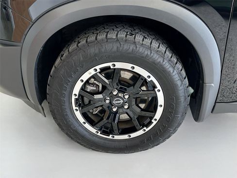 Used 2025 Nissan Pathfinder Rock Creek AWD/4WD image 29