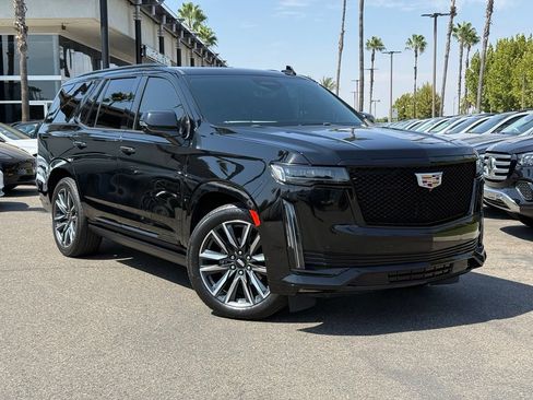 Used 2021 Cadillac Escalade Sport w/ Driver Assist Tech Package AWD/4WD image 1
