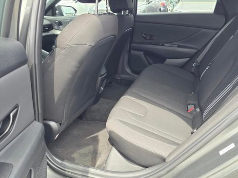 Used 2025 Hyundai Elantra Sport image 10
