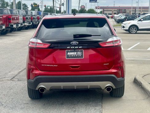 Used 2024 Ford Edge Titanium AWD/4WD image 5