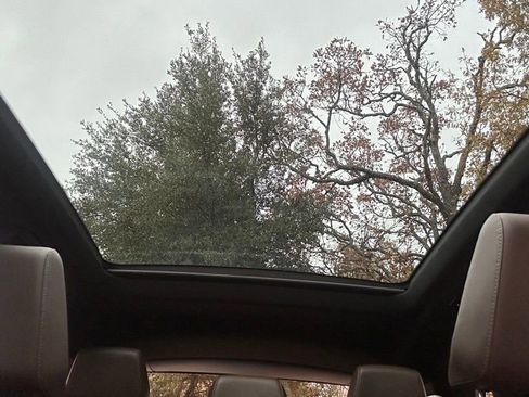 Used 2025 BMW X3 M50 w/ Premium Package image 15