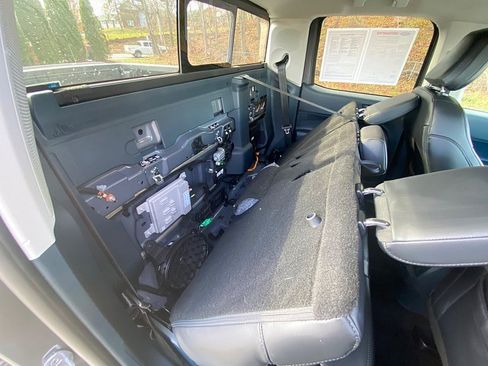 Certified 2024 Ford Maverick Lariat w/ Black Appearance Package image 51