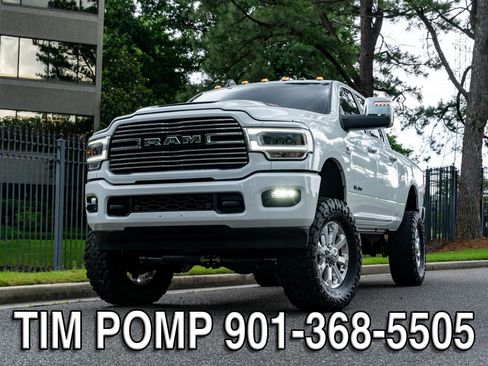 Used 2024 RAM 2500 Laramie w/ Sport Appearance Package AWD/4WD image 2
