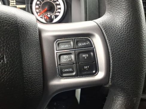 Used 2022 RAM 1500 Classic SLT image 26