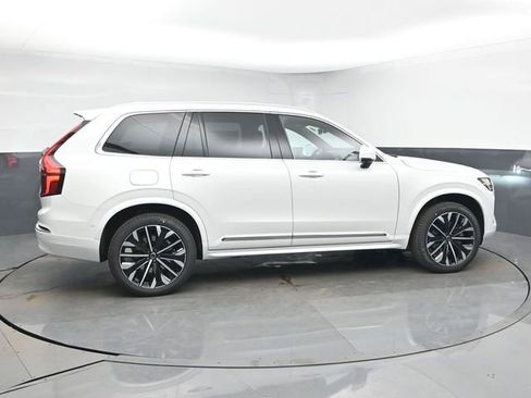 New 2026 Volvo XC90 B6 Ultra w/ Protection Package AWD/4WD image 9