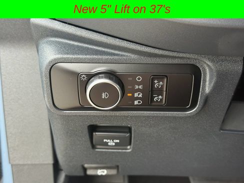 Used 2025 Ford Bronco Badlands AWD/4WD image 26