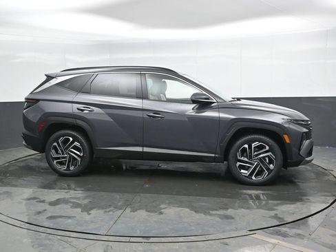 New 2026 Hyundai Tucson Limited AWD/4WD image 3